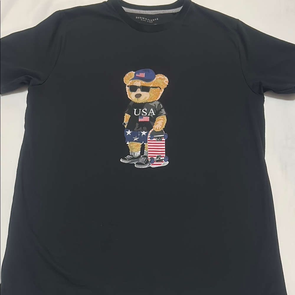 Denim&Flower Ricky Singh Unisex Black T-Shirt with Bear Graphic M like new